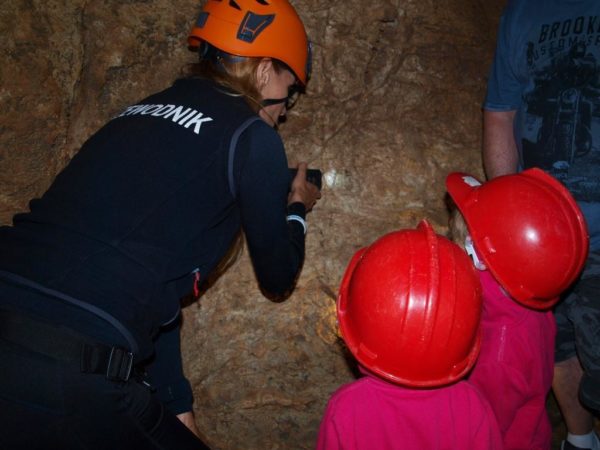 Jaskinie na Kadzielni - podziemna trasa turystyczna - Rodzinny Kompas 4